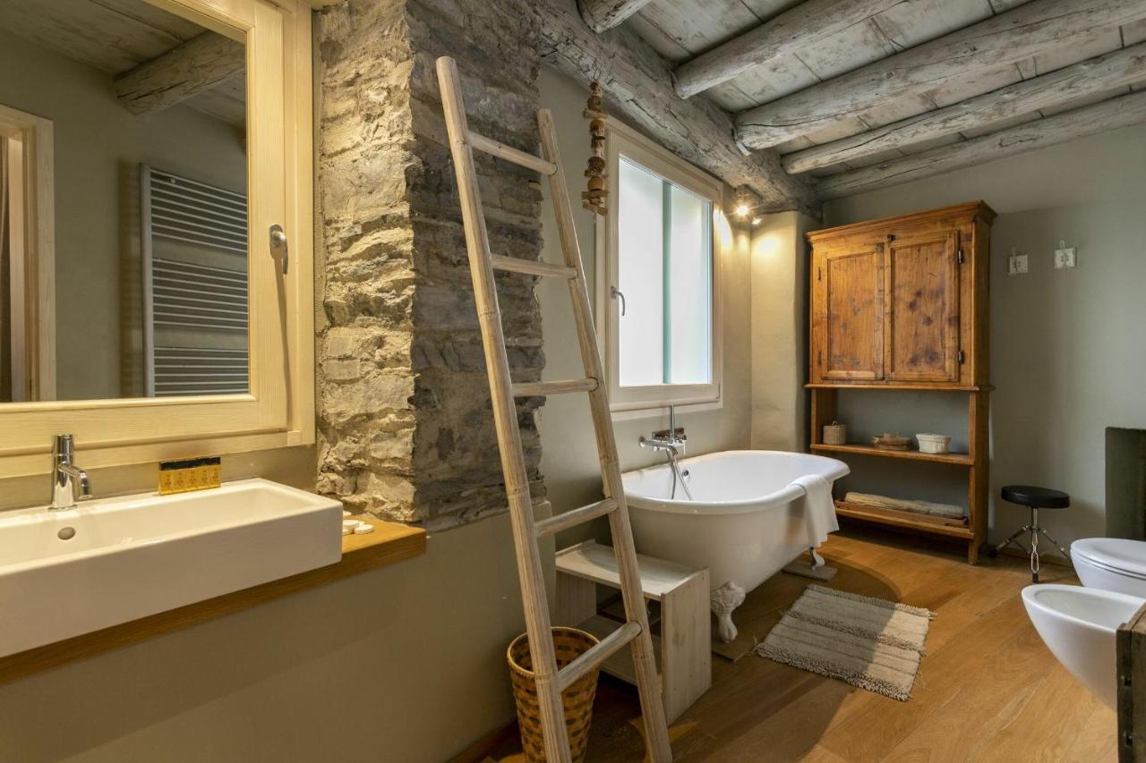 Ca Sbrisiga In Moltrasio By Halldis Bagian luar foto